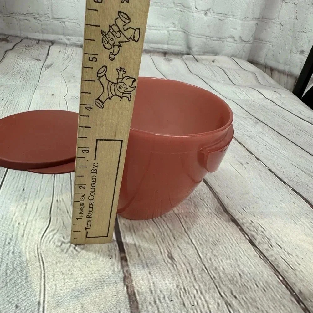 Tupperware good preowned